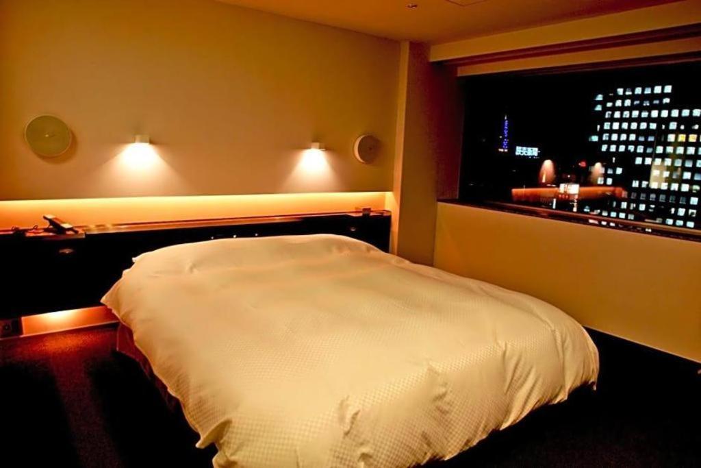 โรงแรมเซ็นจูรี รอยัล โรงแรม
