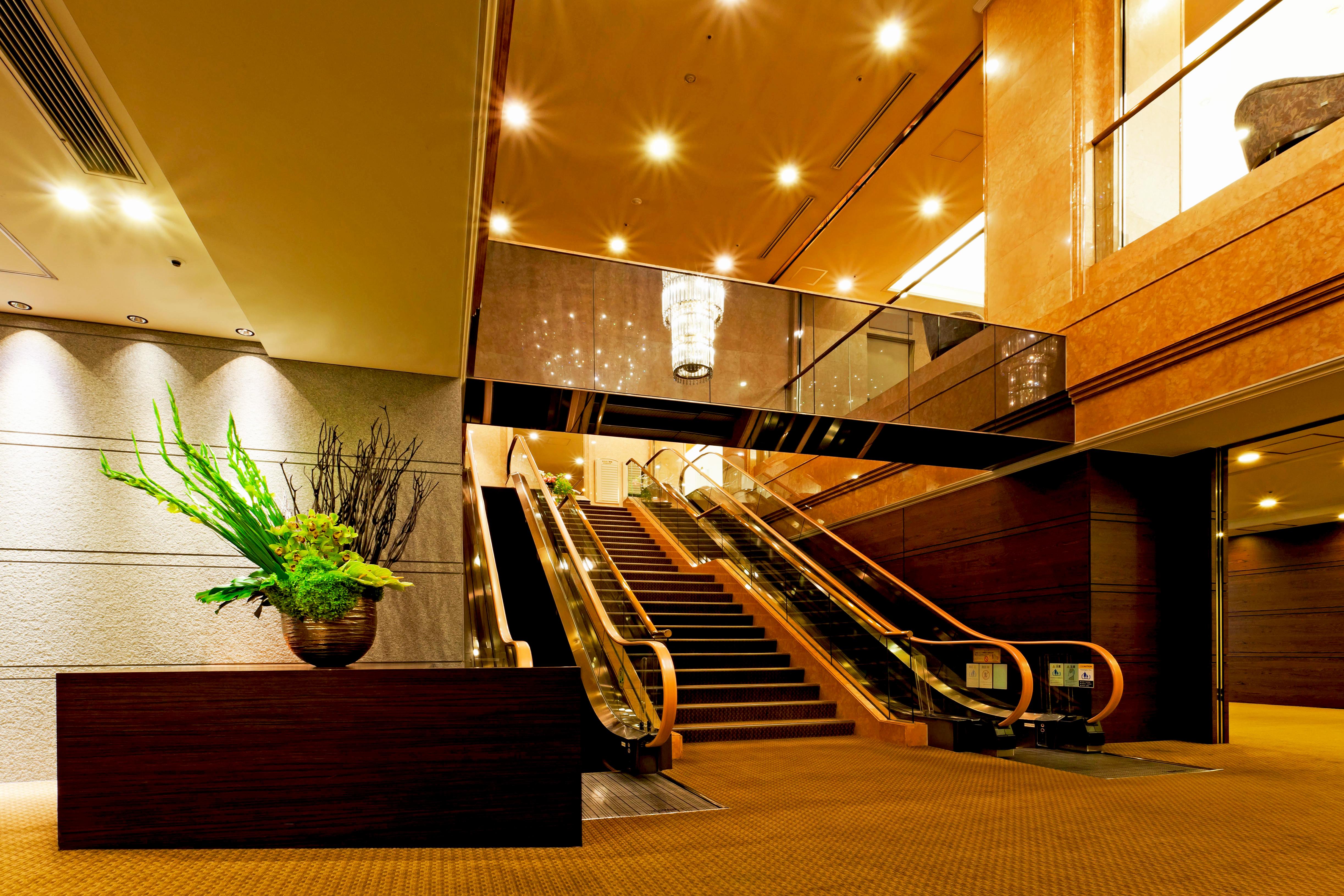 โรงแรมเซ็นจูรี รอยัล โรงแรม ซัปโปโร