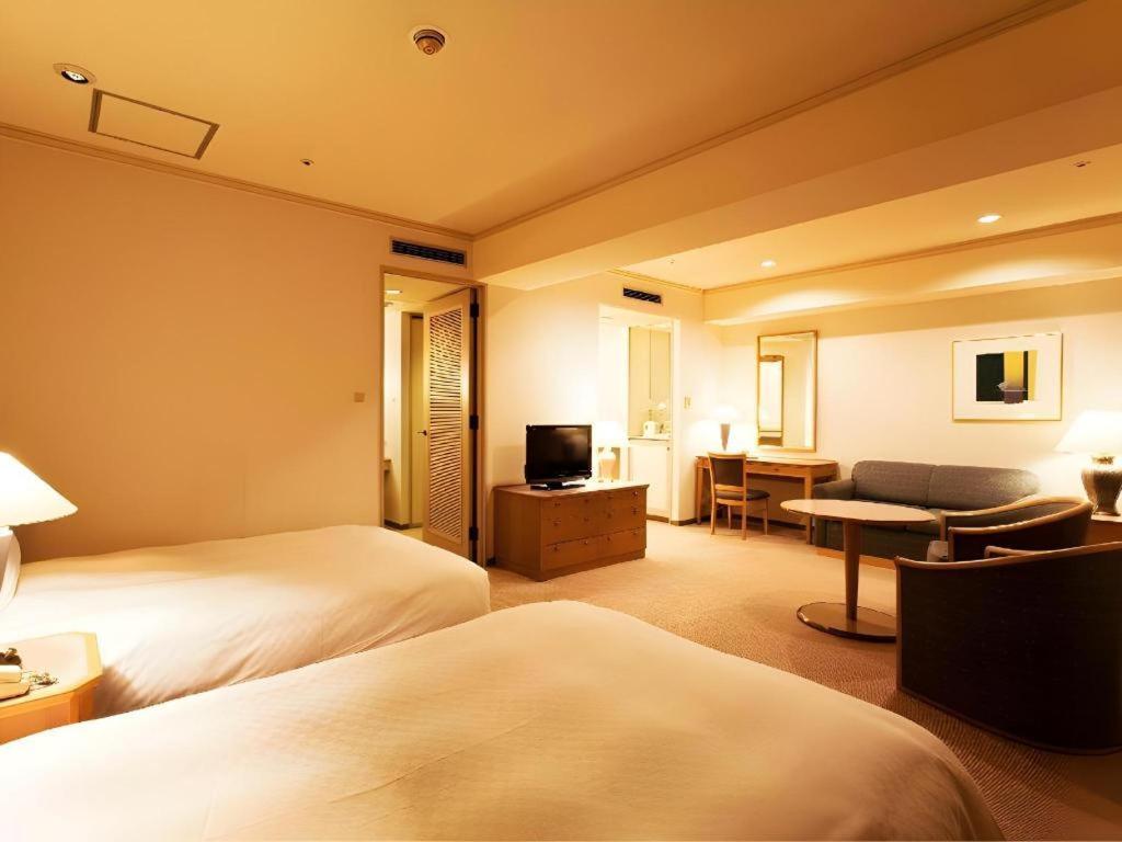 โรงแรมเซ็นจูรี รอยัล โรงแรม ซัปโปโร